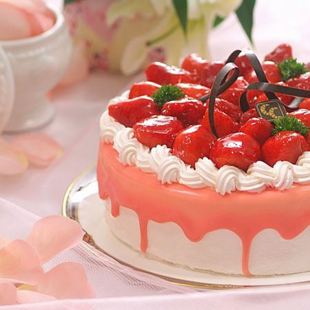 Strawberry Cake